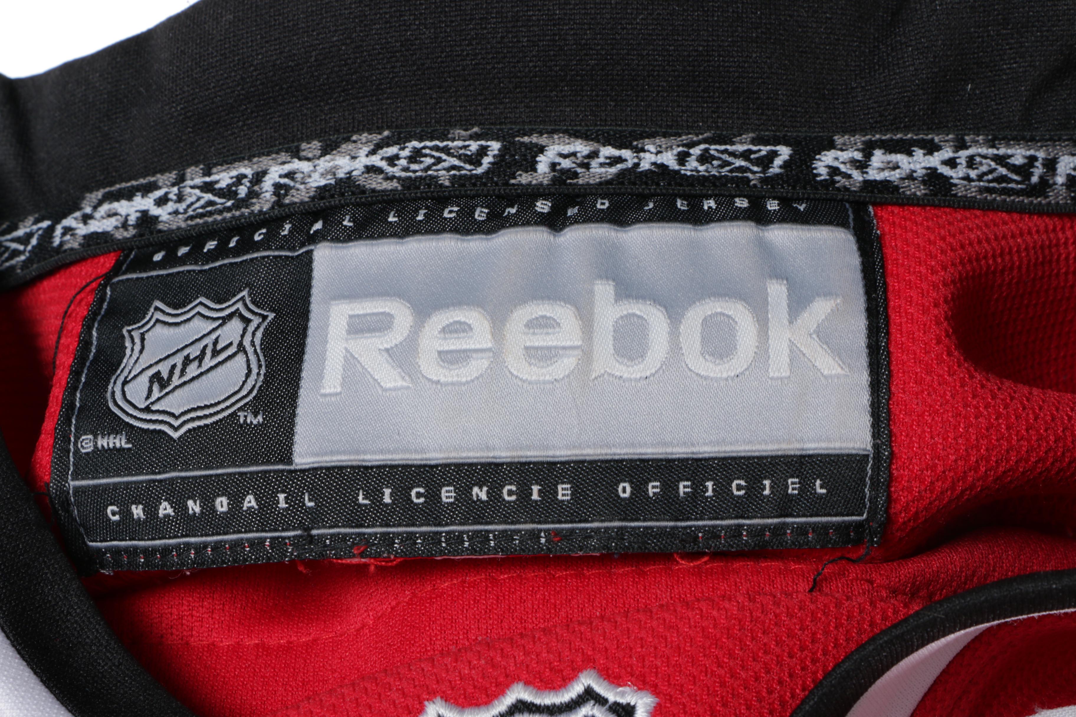 Patrick Sharp Autographed Chicago Blackhawks Jersey