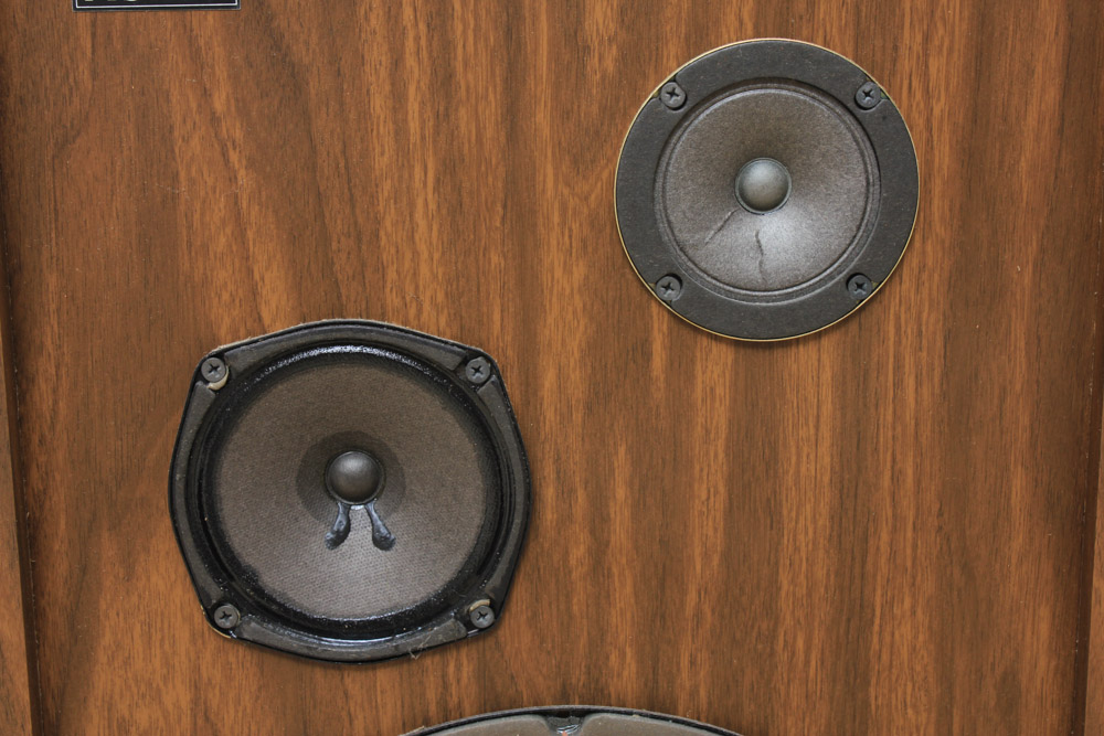 Vintage Fisher Speaker System