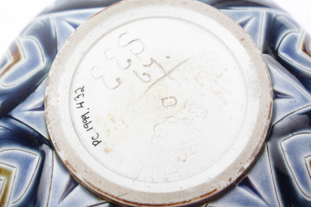 Antique 1884 Doulton Lambeth Stoneware Vase