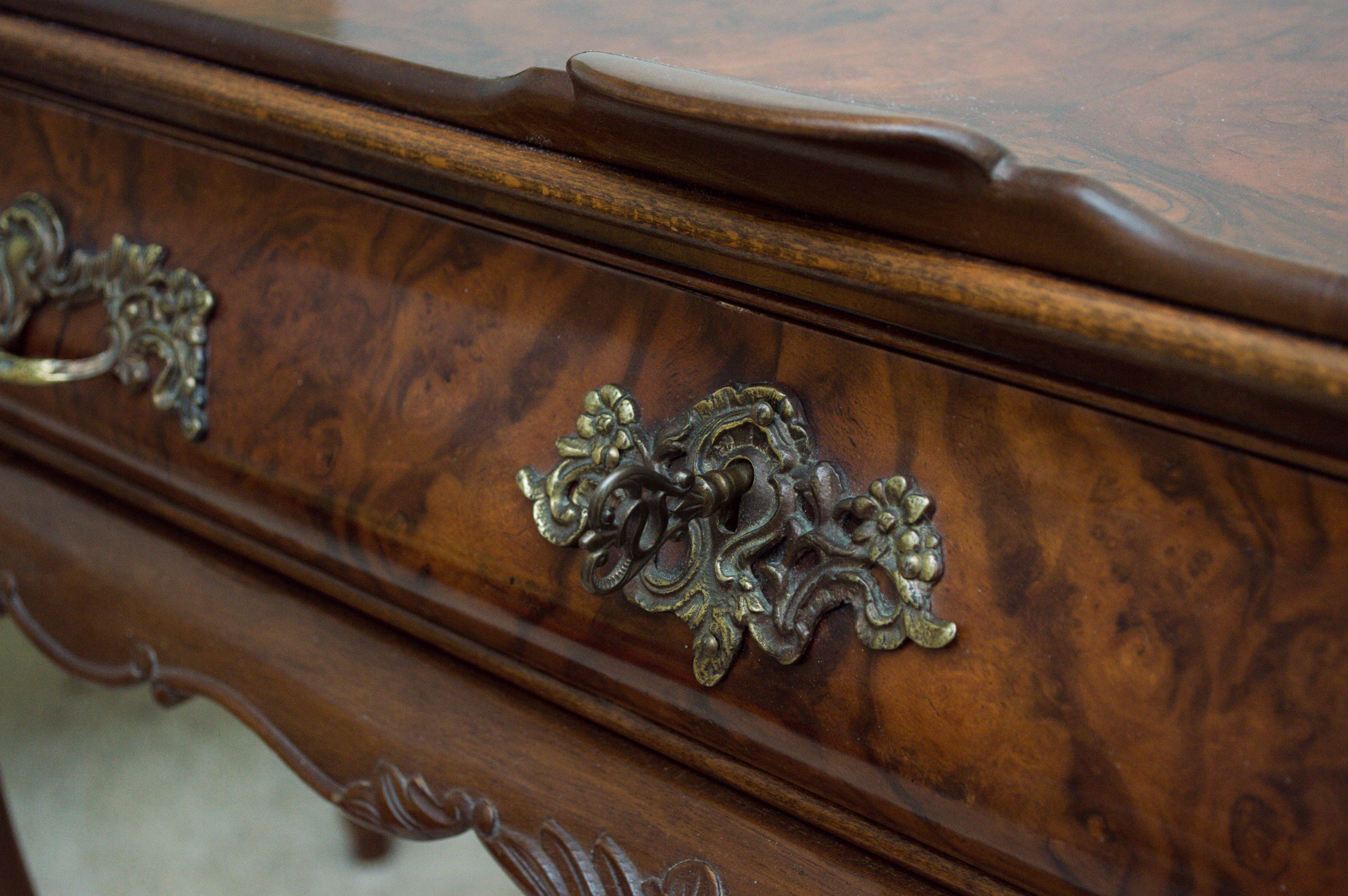 Vintage Dutch Baroque-Style Side Table with Extensions