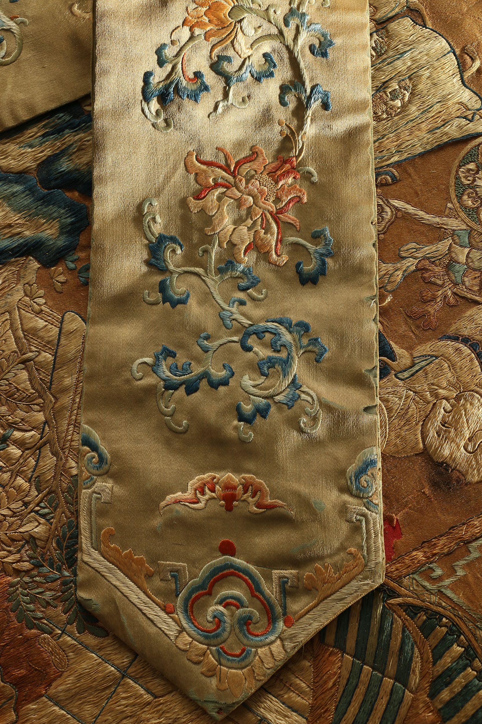 Monumental Qianlong Period Baizitu Hundred Boys Embroidered Tapestry