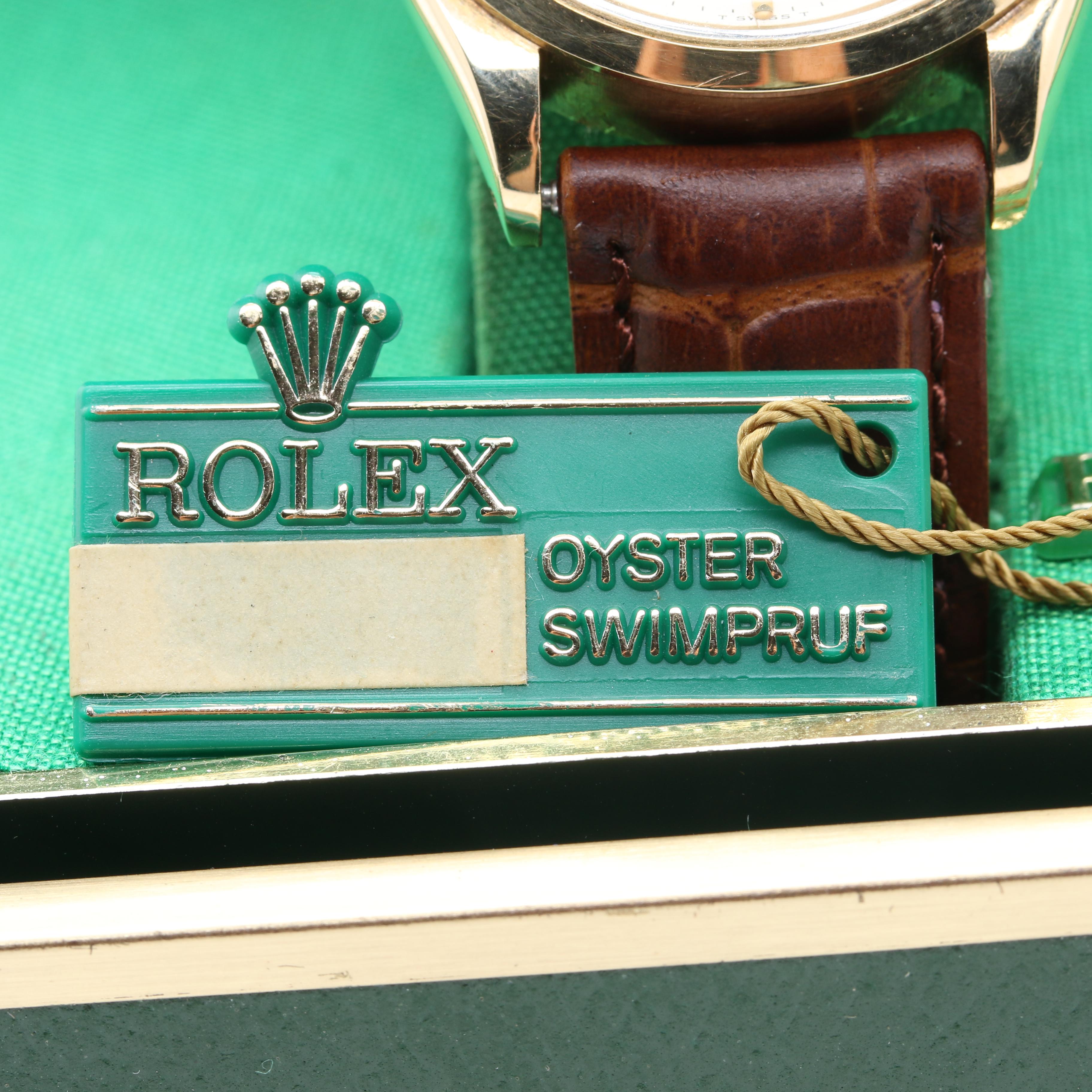 Circa 1968 Rolex Oyster Perpetual Superlative Chronometer 14K Gold Watch