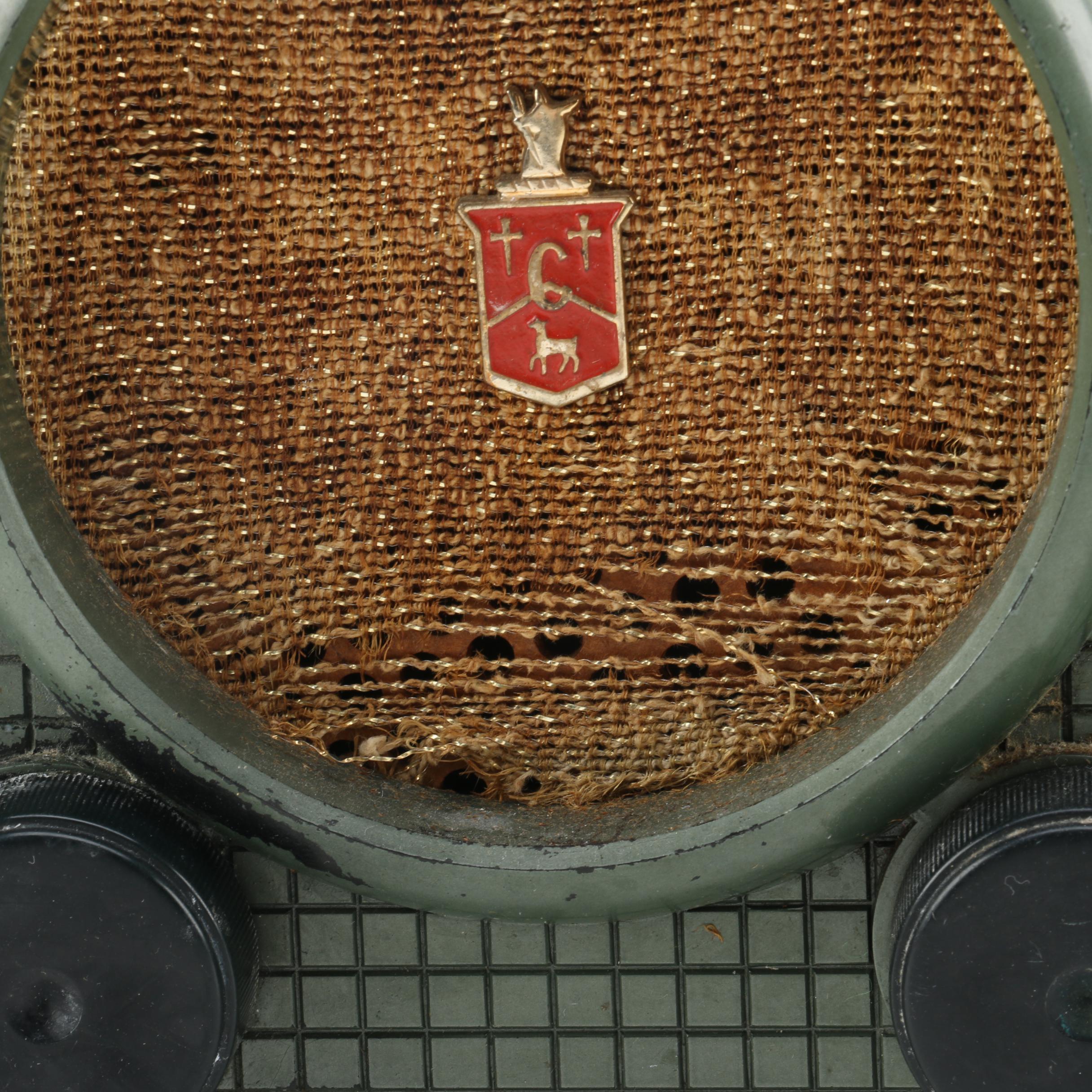 Vintage Crosley -30 GN and Zenith C464W Radios