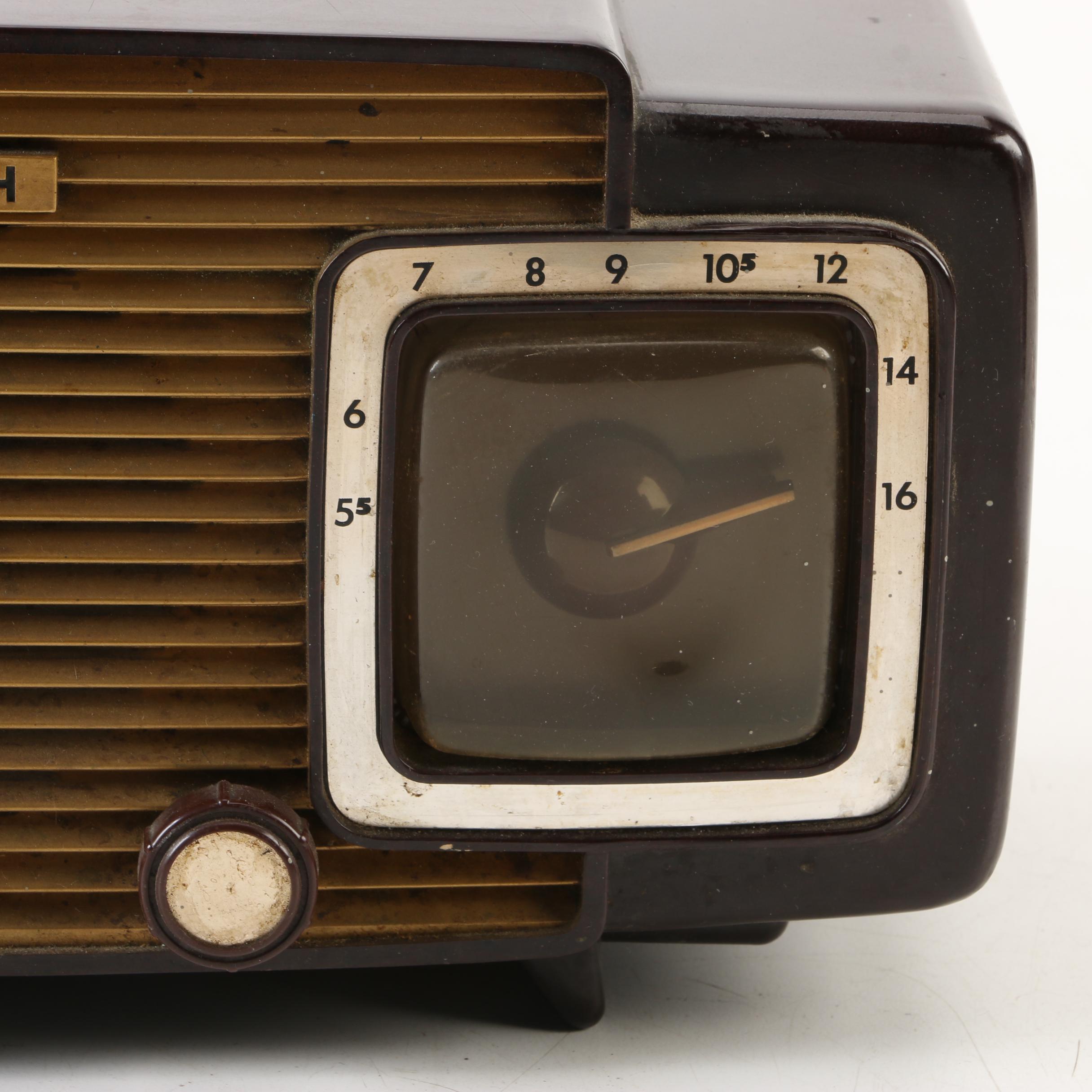 Zenith K-622 Clock Radio
