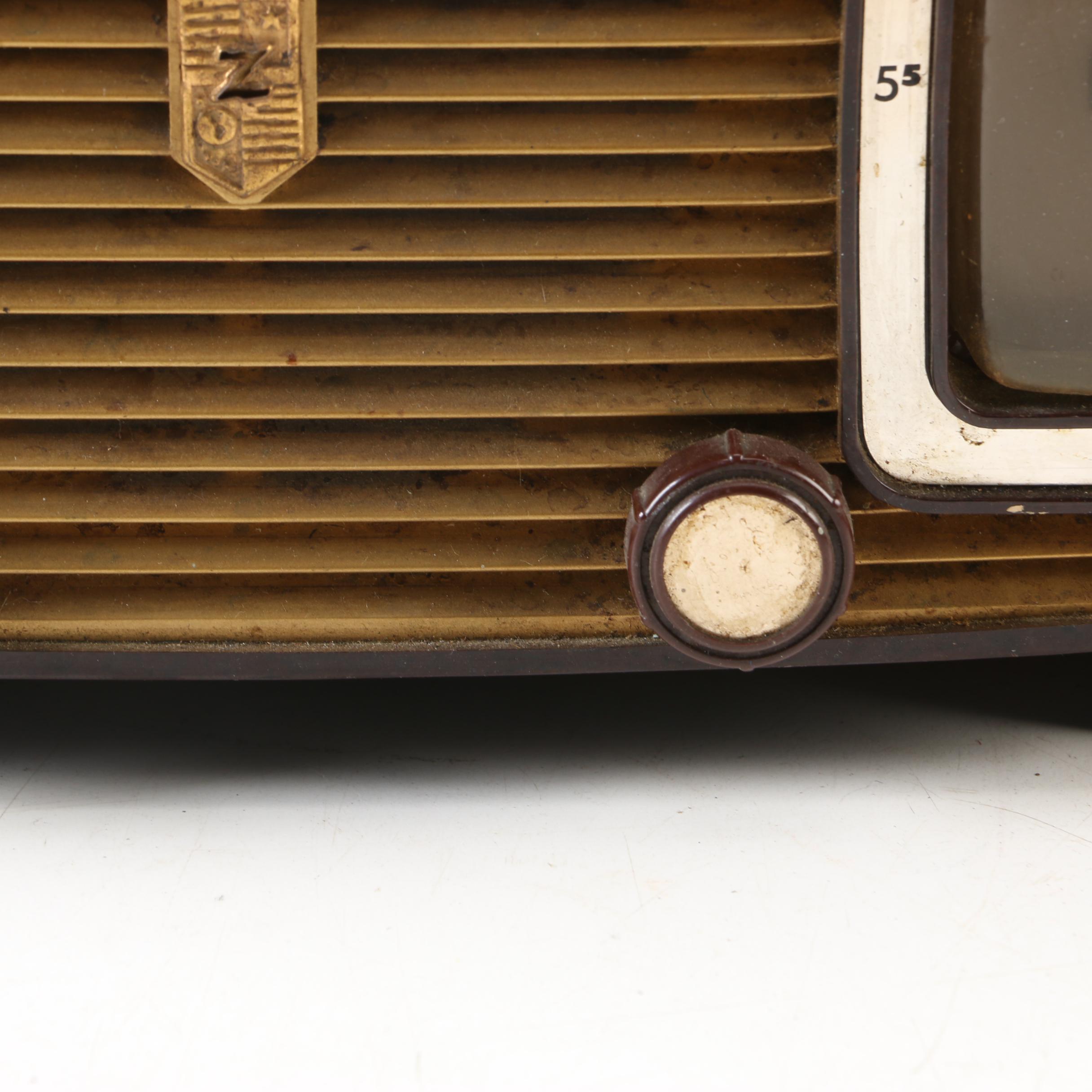 Zenith K-622 Clock Radio