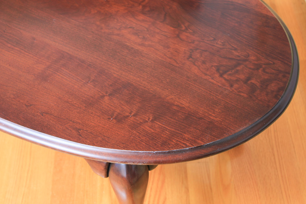 Queen Anne Style Oval Coffee Table