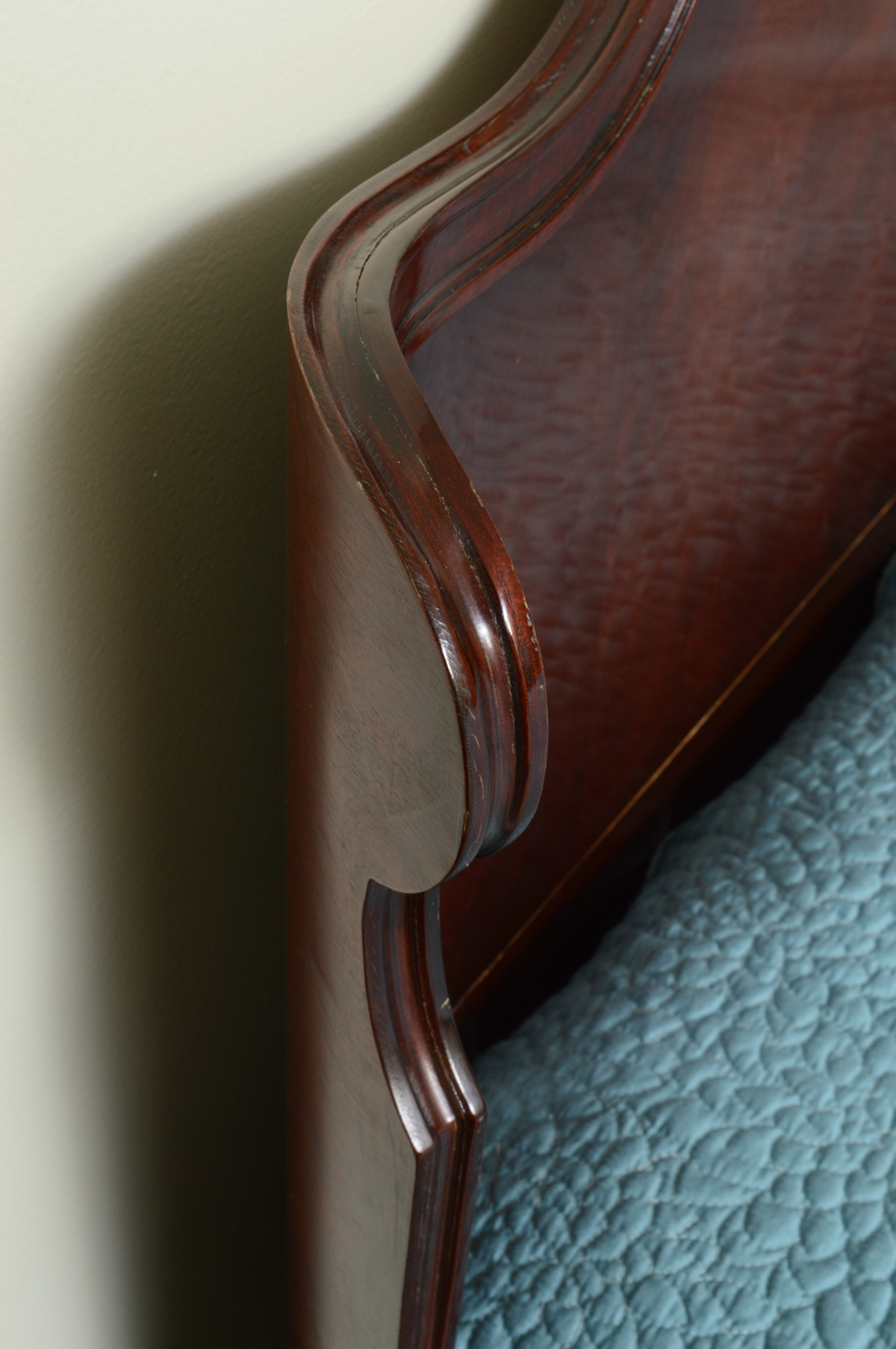 Antique Victorian Mahogany Full Size Bed Frame