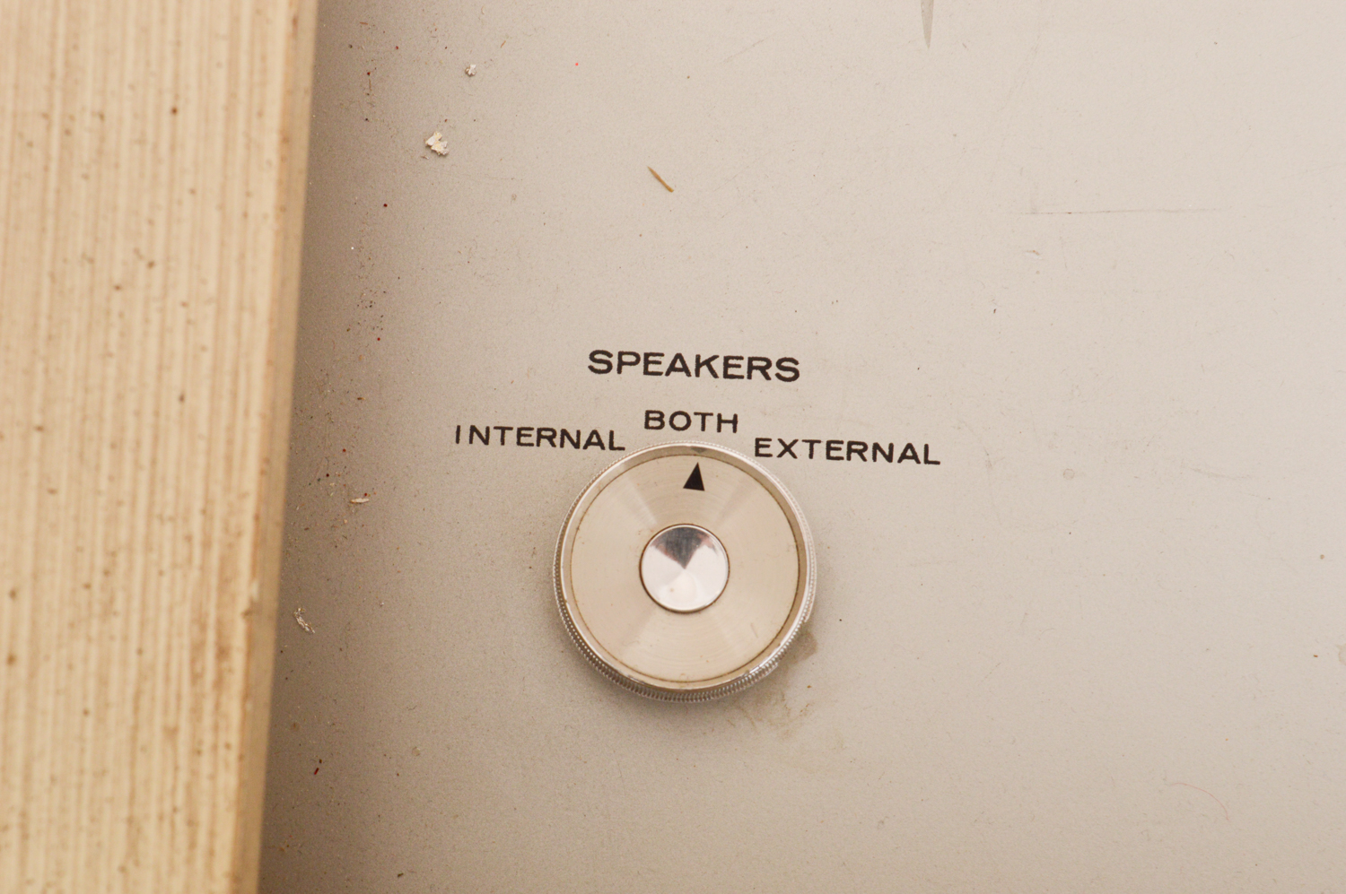 Vintage French Provincial Style Magnavox Stereo Console