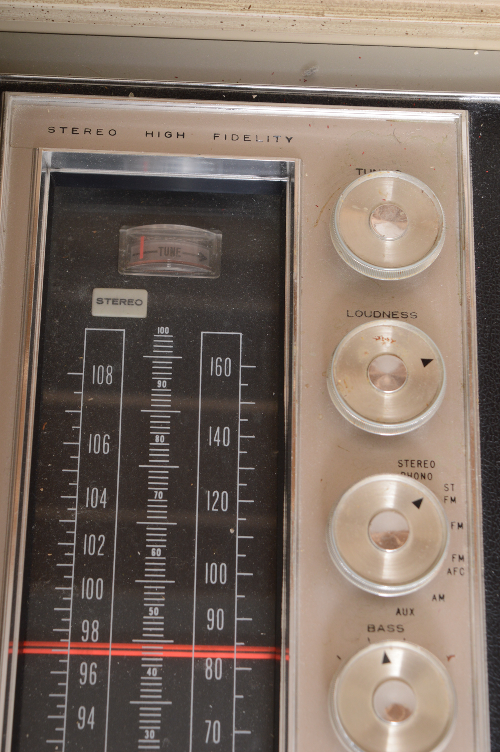 Vintage French Provincial Style Magnavox Stereo Console