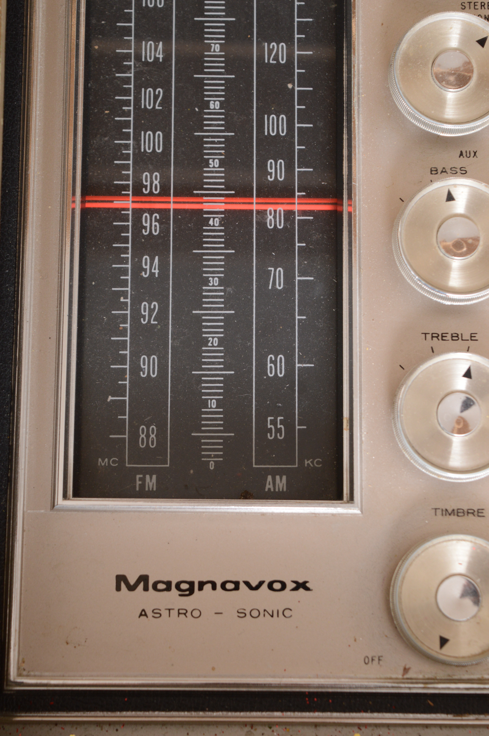 Vintage French Provincial Style Magnavox Stereo Console