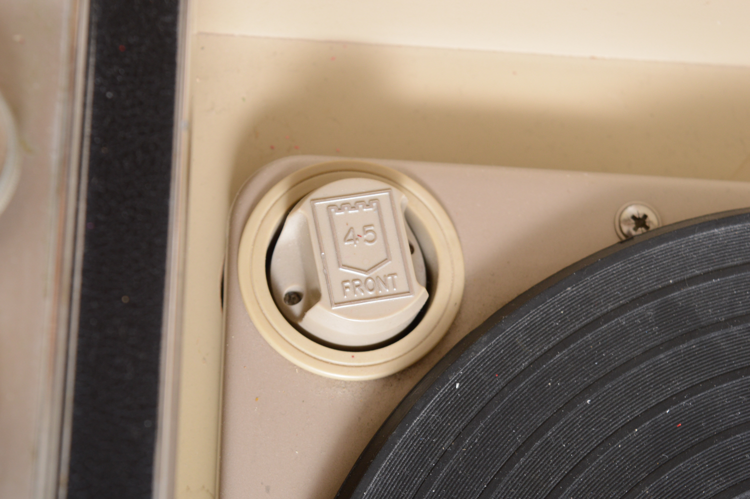 Vintage French Provincial Style Magnavox Stereo Console