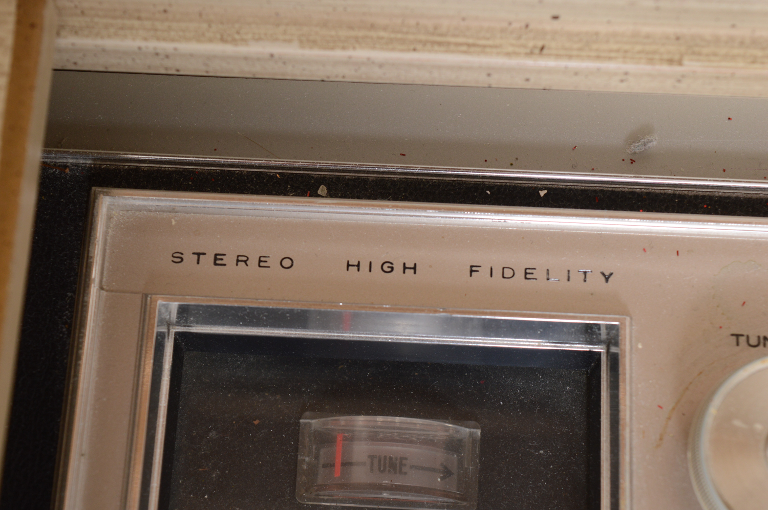 Vintage French Provincial Style Magnavox Stereo Console