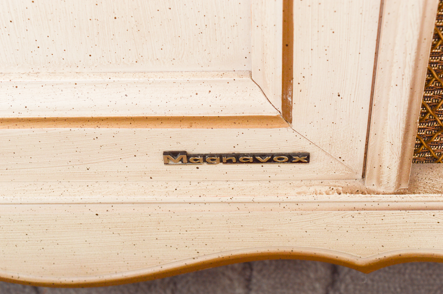 Vintage French Provincial Style Magnavox Stereo Console