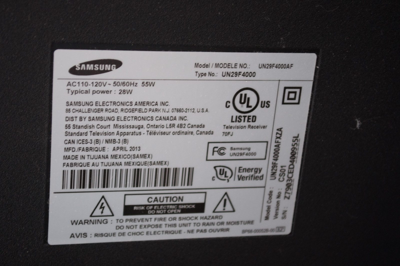 Samsung 28" LED Flat Screen HD TV and Blu-Ray Disc Player