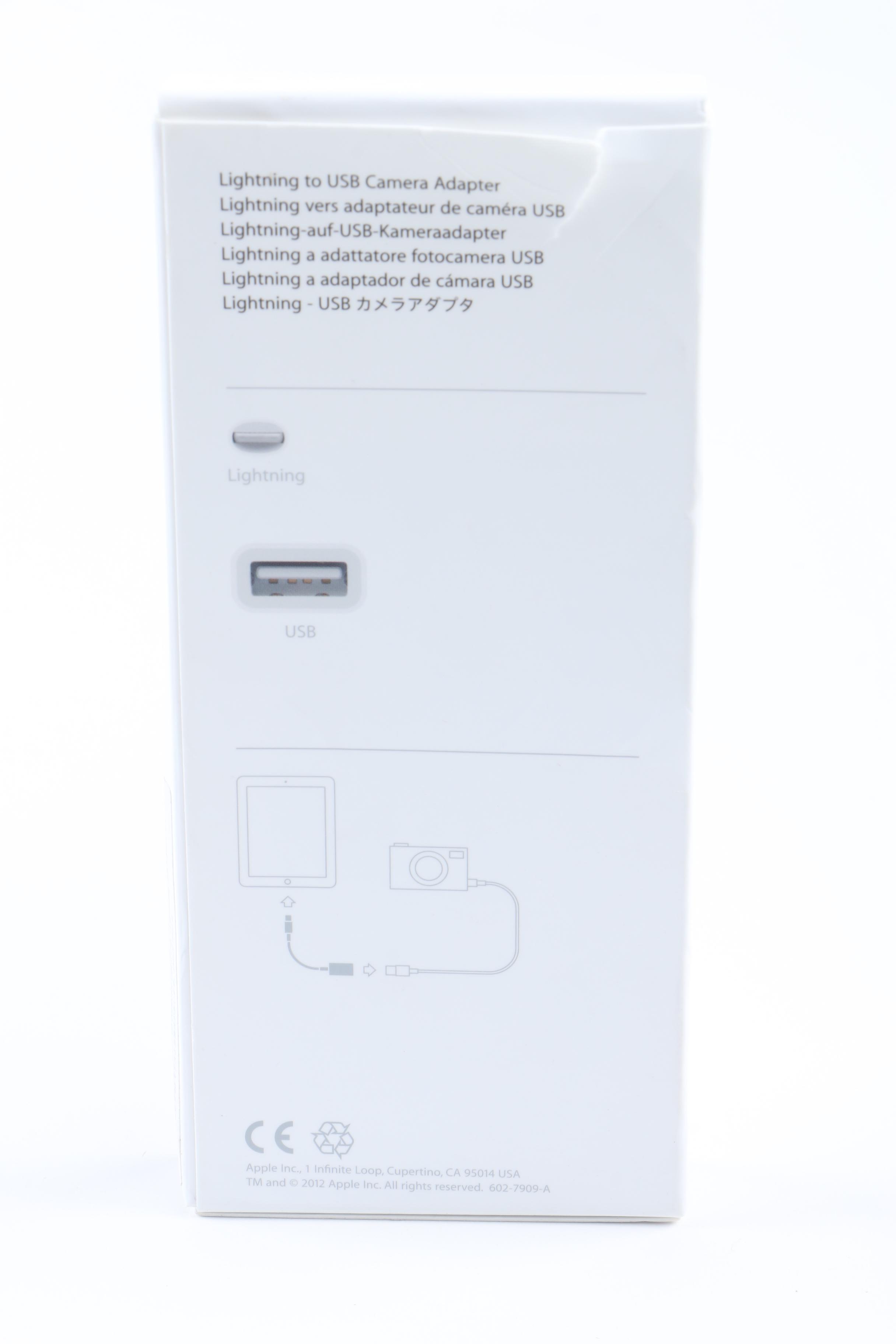 16GB 6th Gen iPod Touch with Camera Adapter