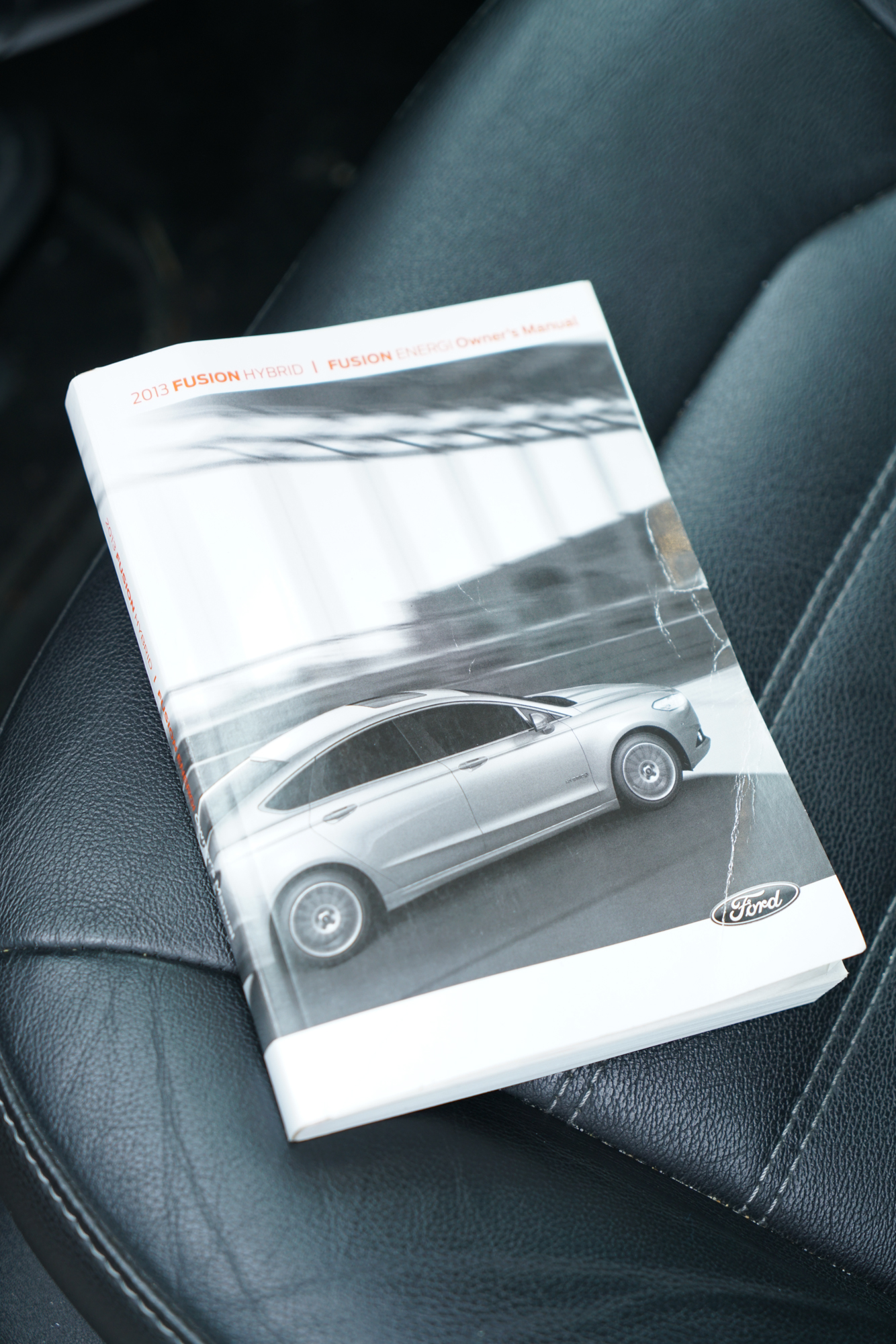 2013 Ford Fusion SE Hybrid Sedan