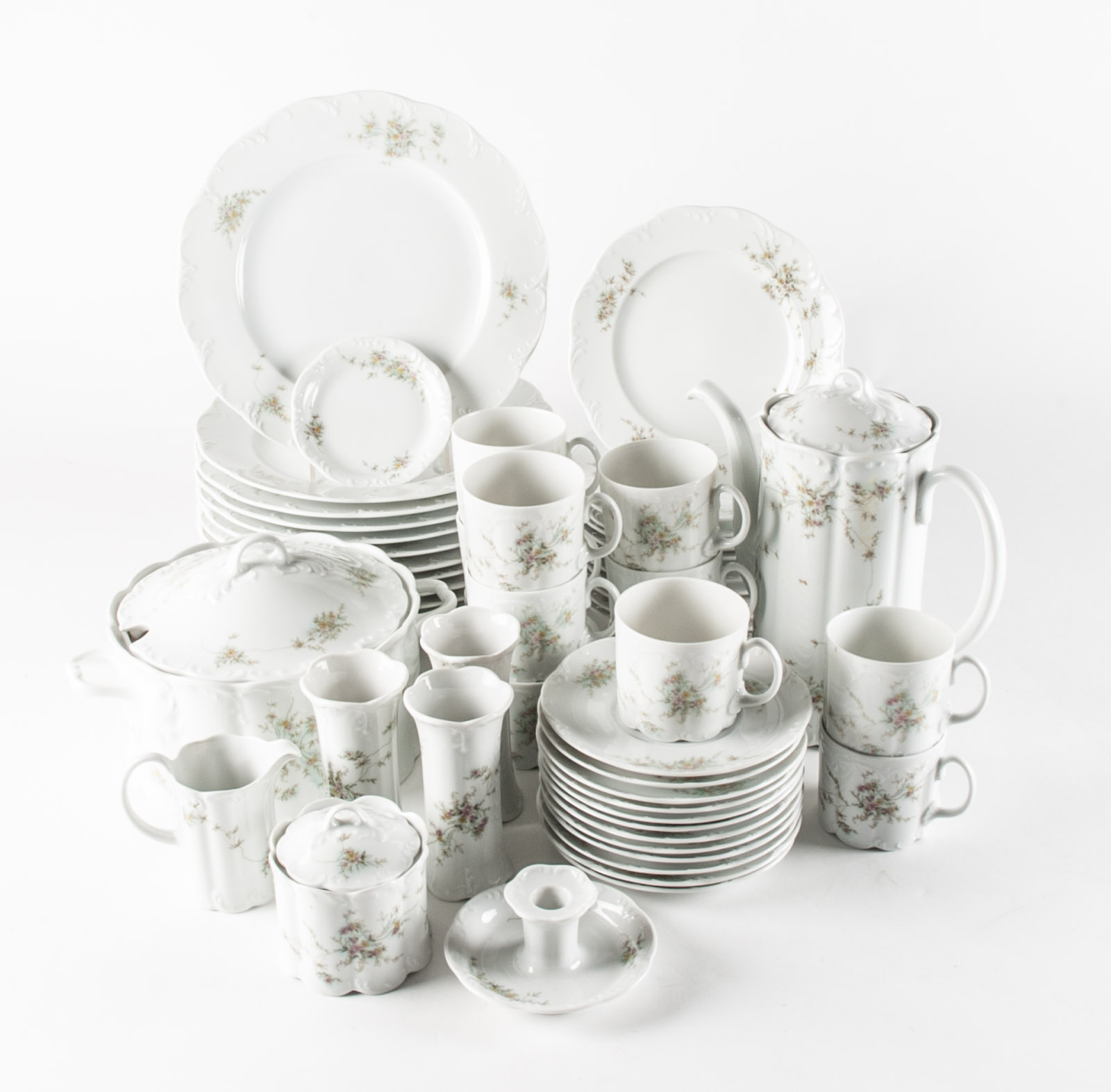 Johann Haviland China Featuring "Rosalinde" Pattern