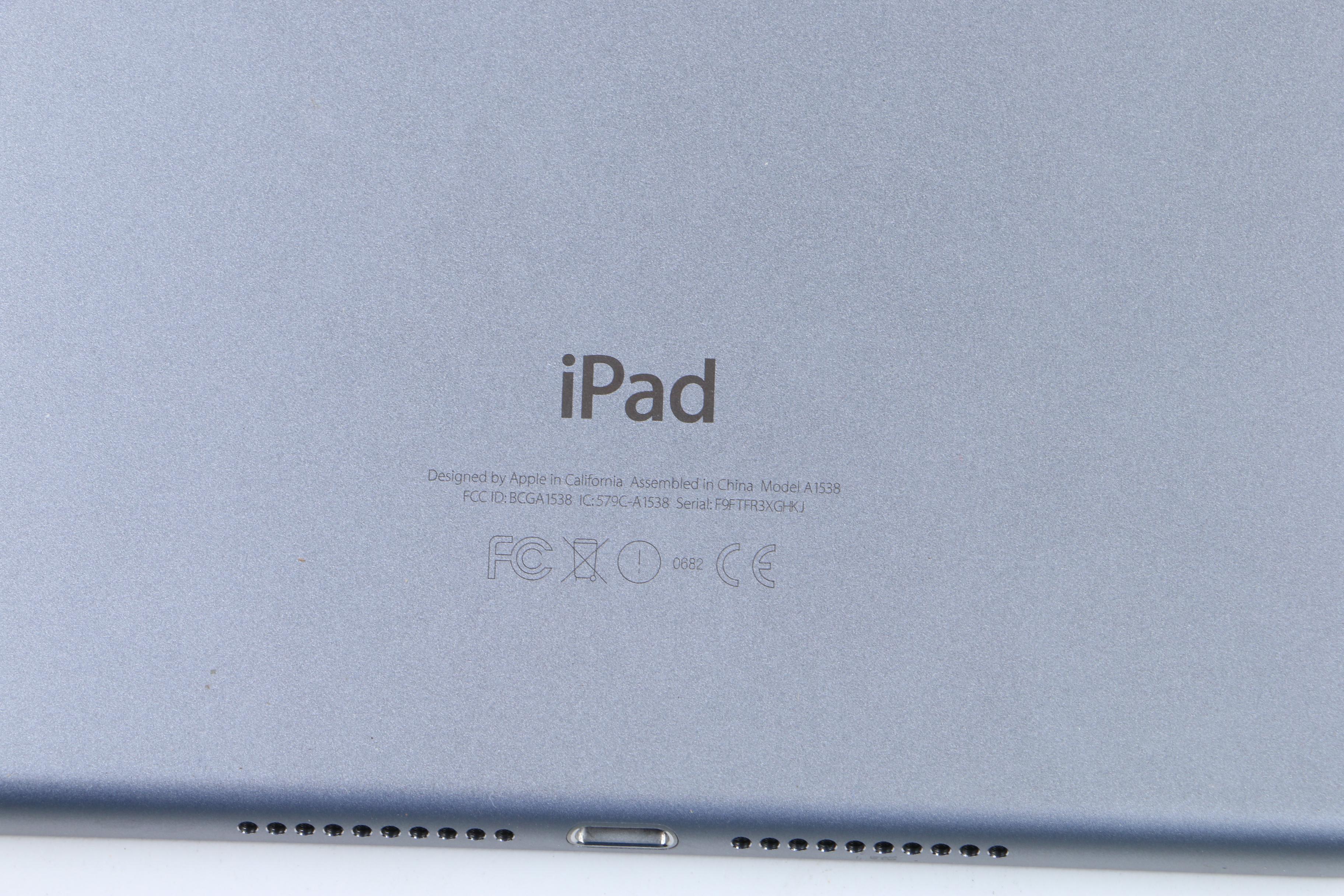 Apple 128 GB iPad Mini 4 Wi-Fi