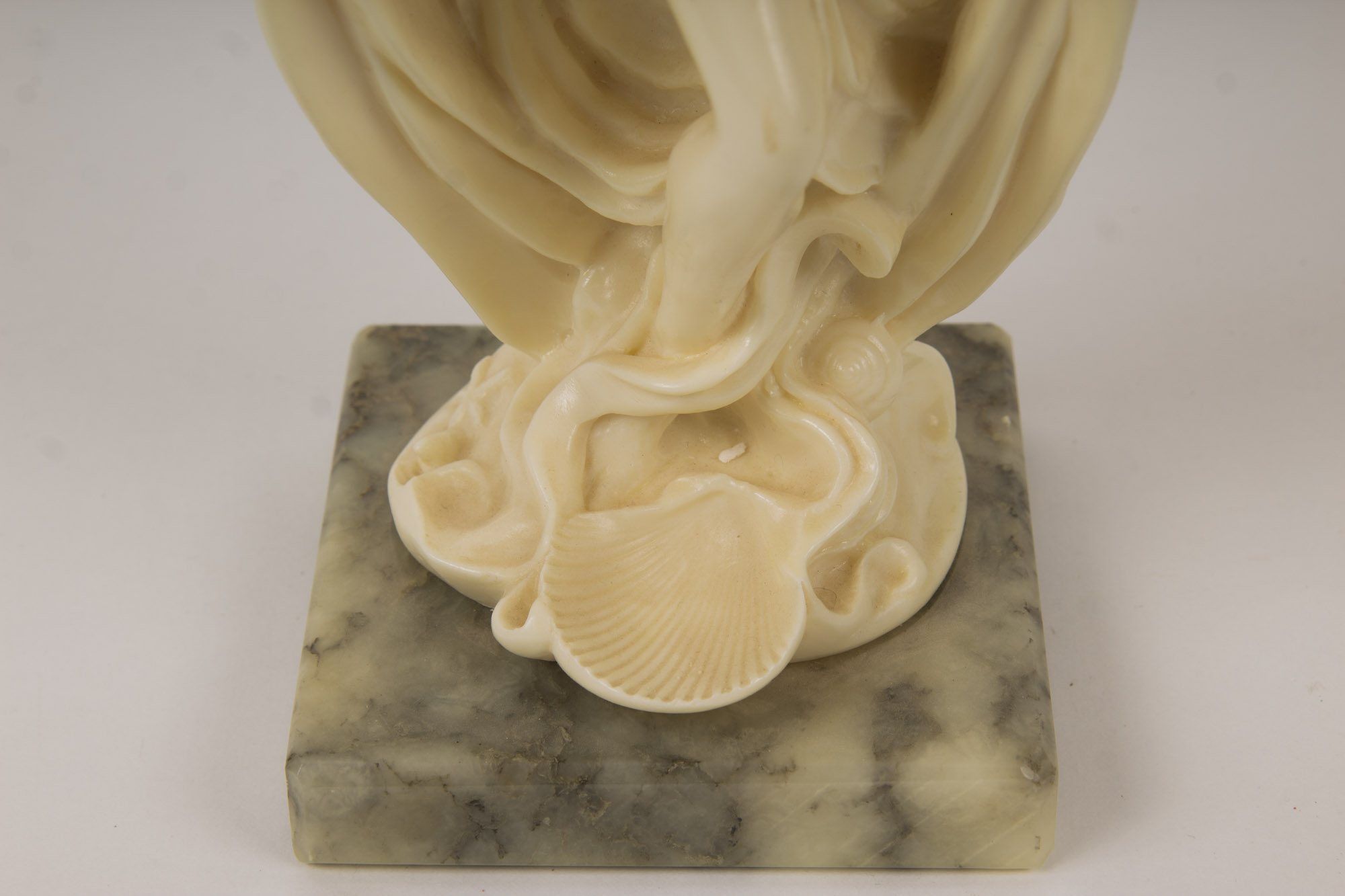 Vintage Venus Statue