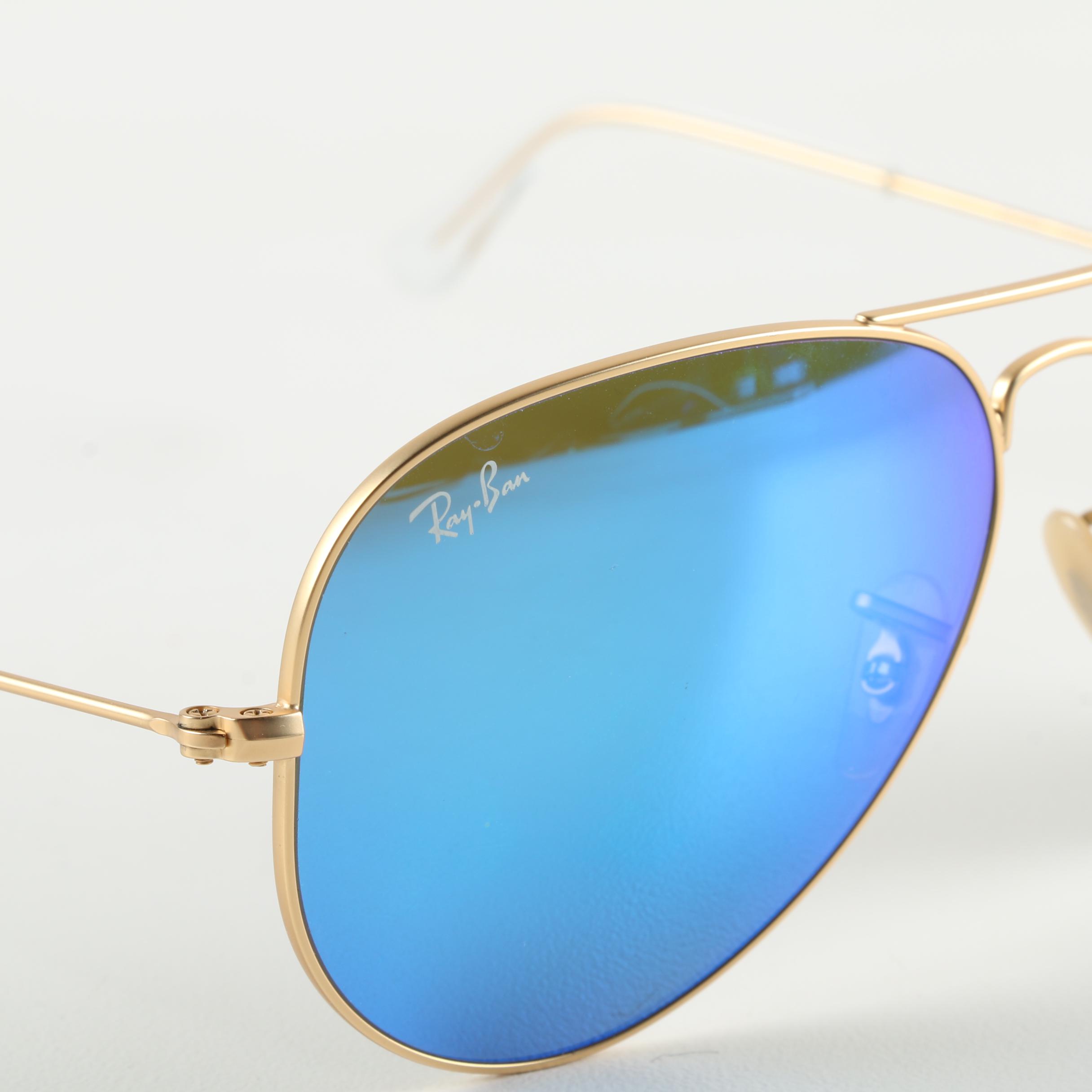 Ray-Ban Aviator Sunglasses with Blue Mirrored Lenses