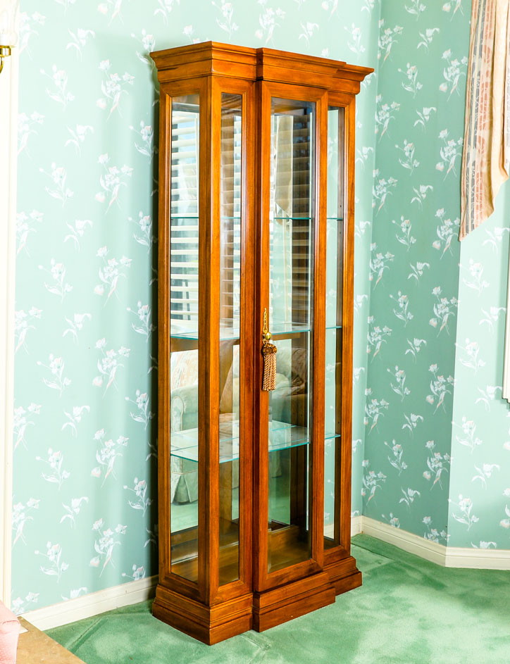 Vintage Illuminated Breakfront Curio Cabinet by American of Martinsville