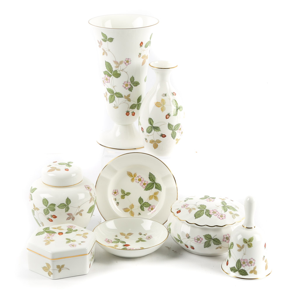 Wedgwood "Wild Strawberry" Bone China Decor Collection