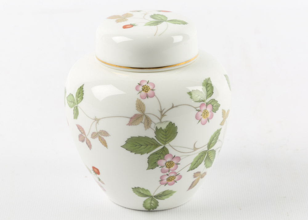 Wedgwood "Wild Strawberry" Bone China Decor Collection