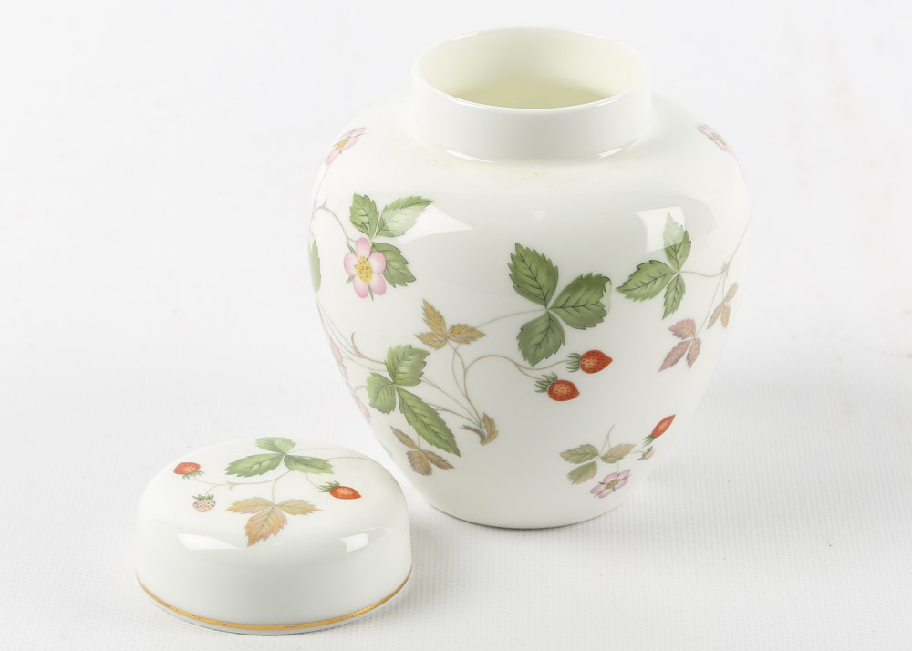 Wedgwood "Wild Strawberry" Bone China Decor Collection