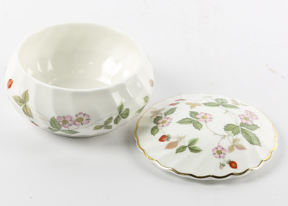 Wedgwood "Wild Strawberry" Bone China Decor Collection