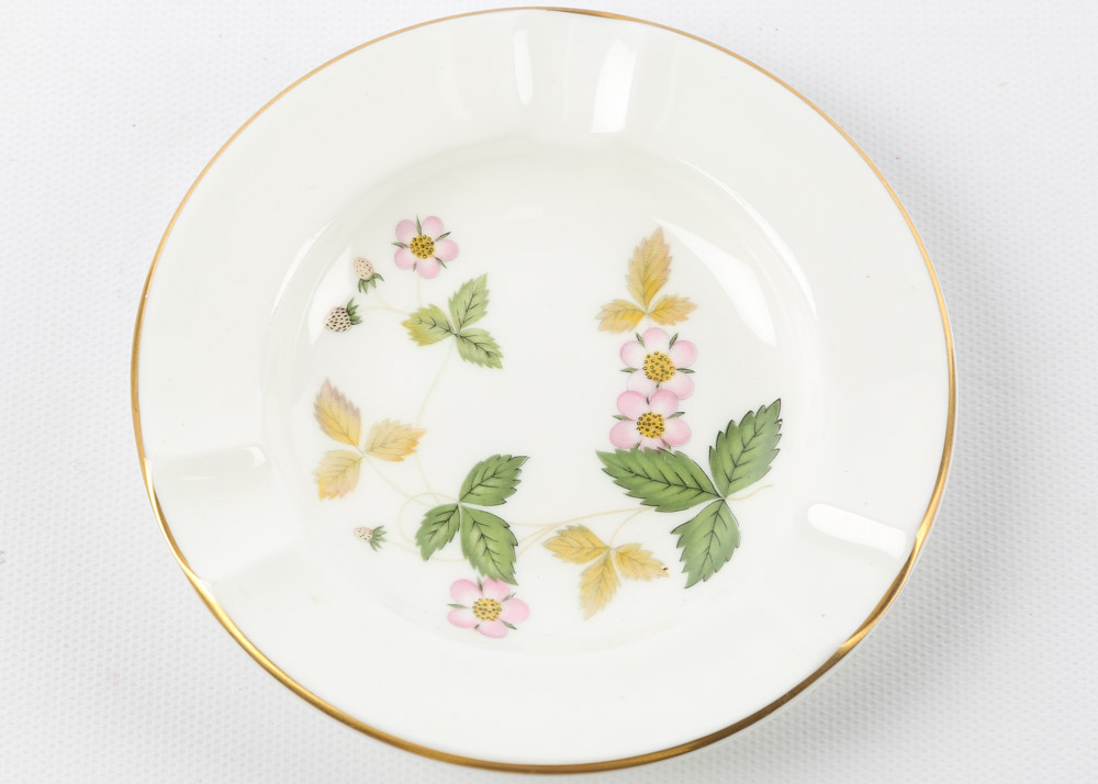 Wedgwood "Wild Strawberry" Bone China Decor Collection