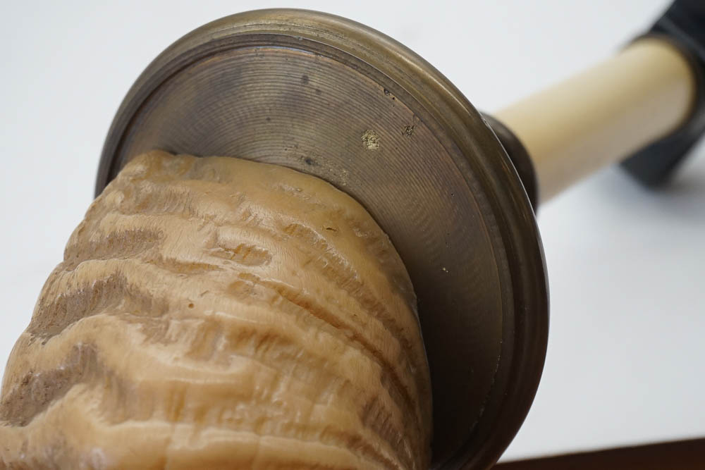 Vintage Chapman Lighting Ram's Horn and Brass Table Lamp