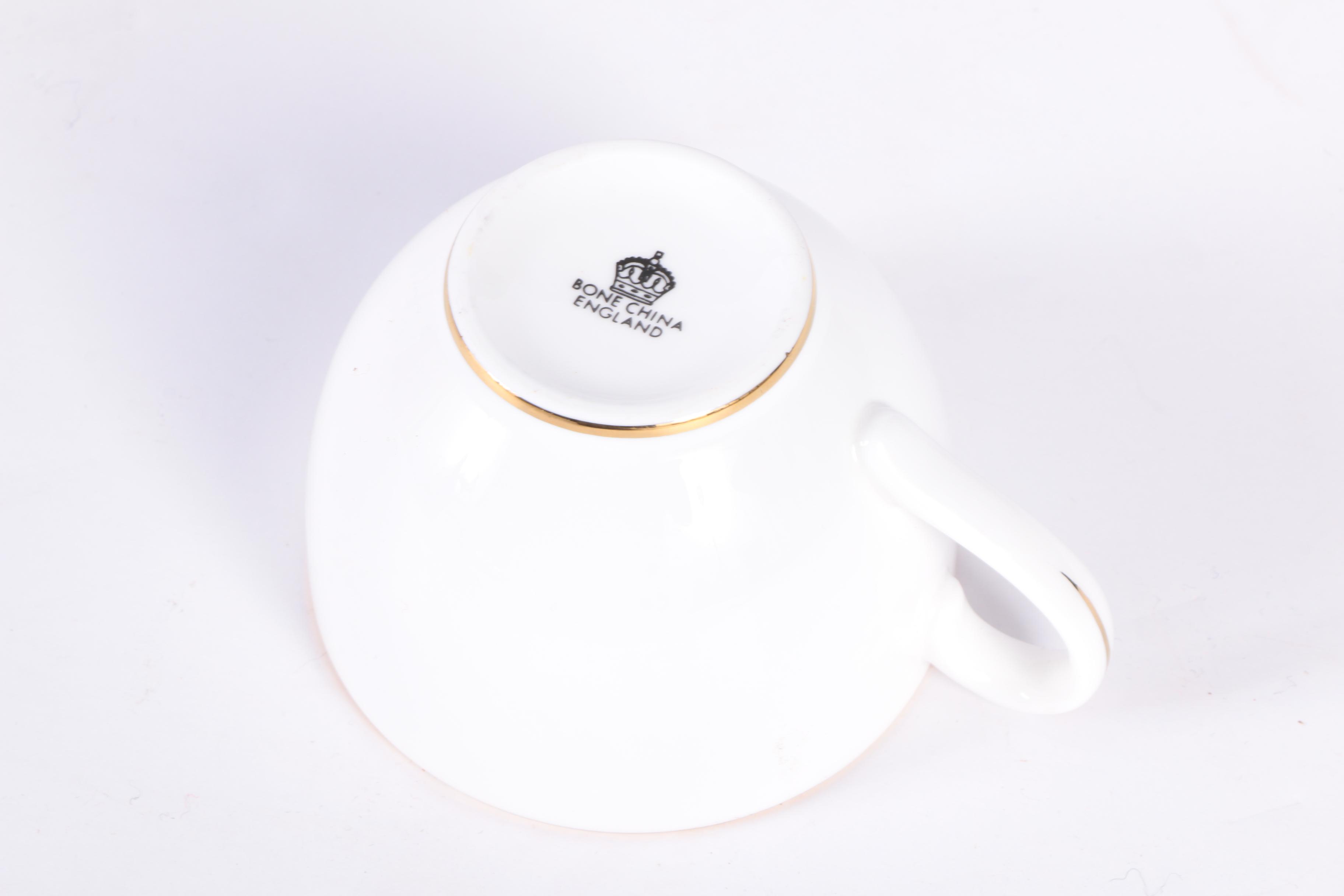 Bentley Motors Limited Picnic Set