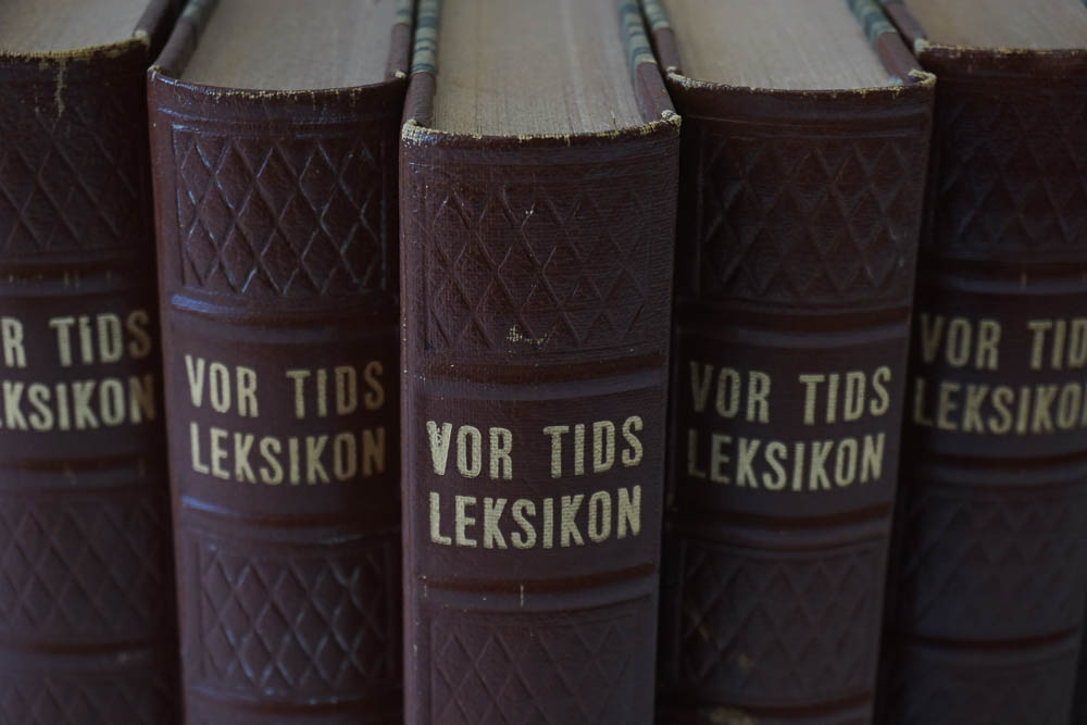 "Vor Tids Leksikon" Edited by A.P. Hansen Volumes 1-4, 7, 13 and 18