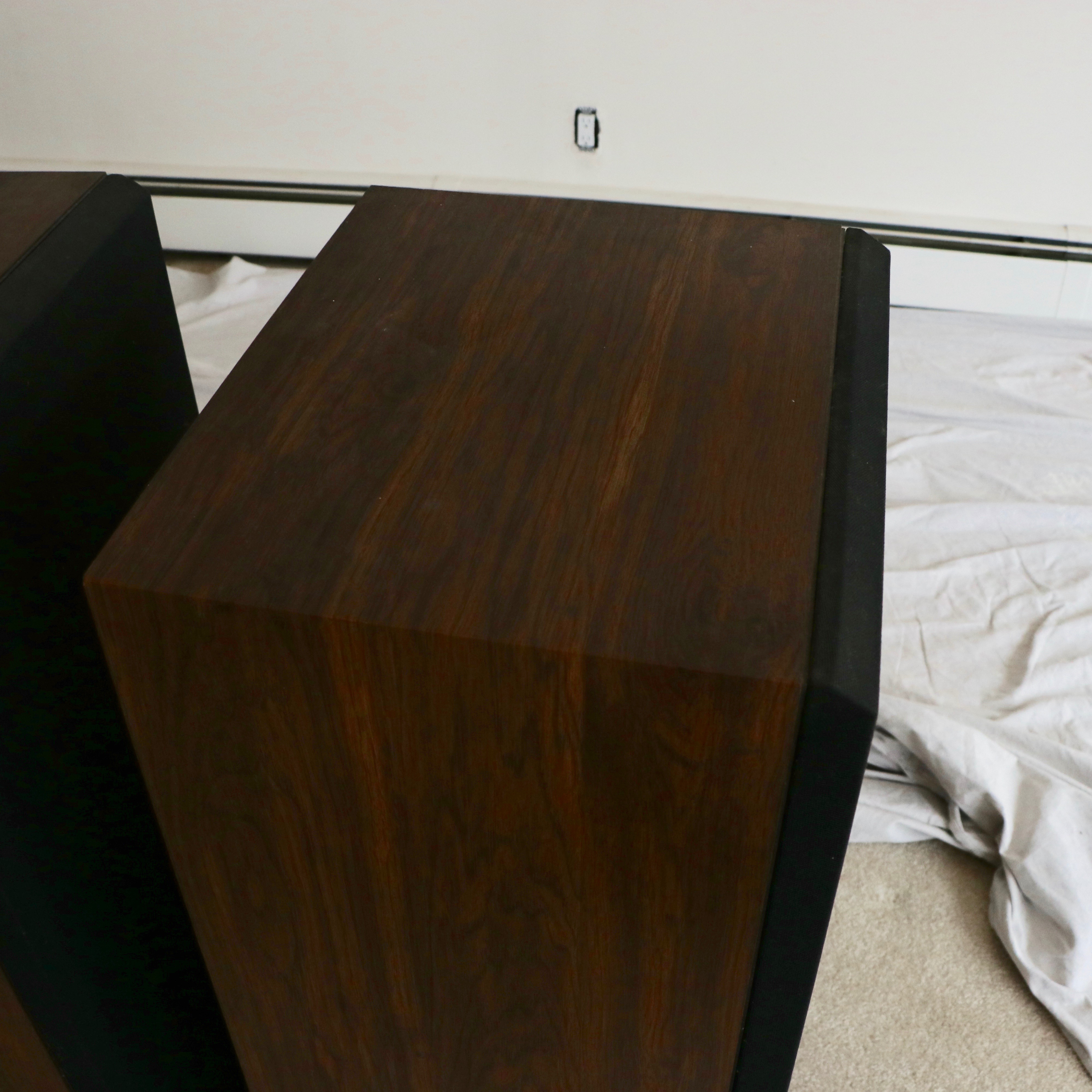 Vintage Fisher STV-893 Floorstanding Speakers