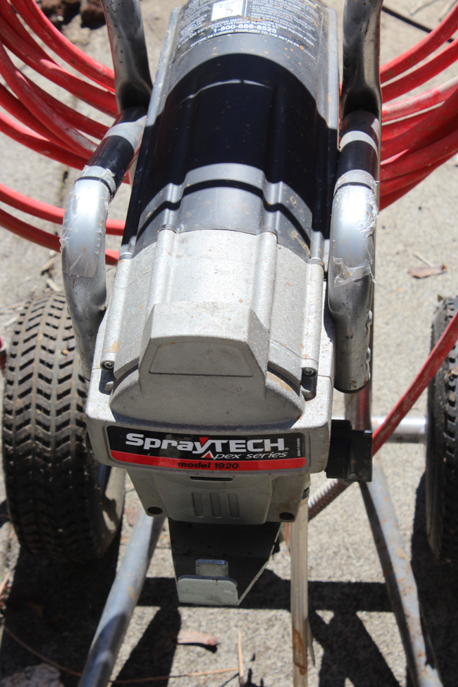 Spray Tech Apex Model 1920 Airless Paint Sprayer