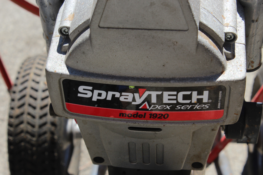 Spray Tech Apex Model 1920 Airless Paint Sprayer