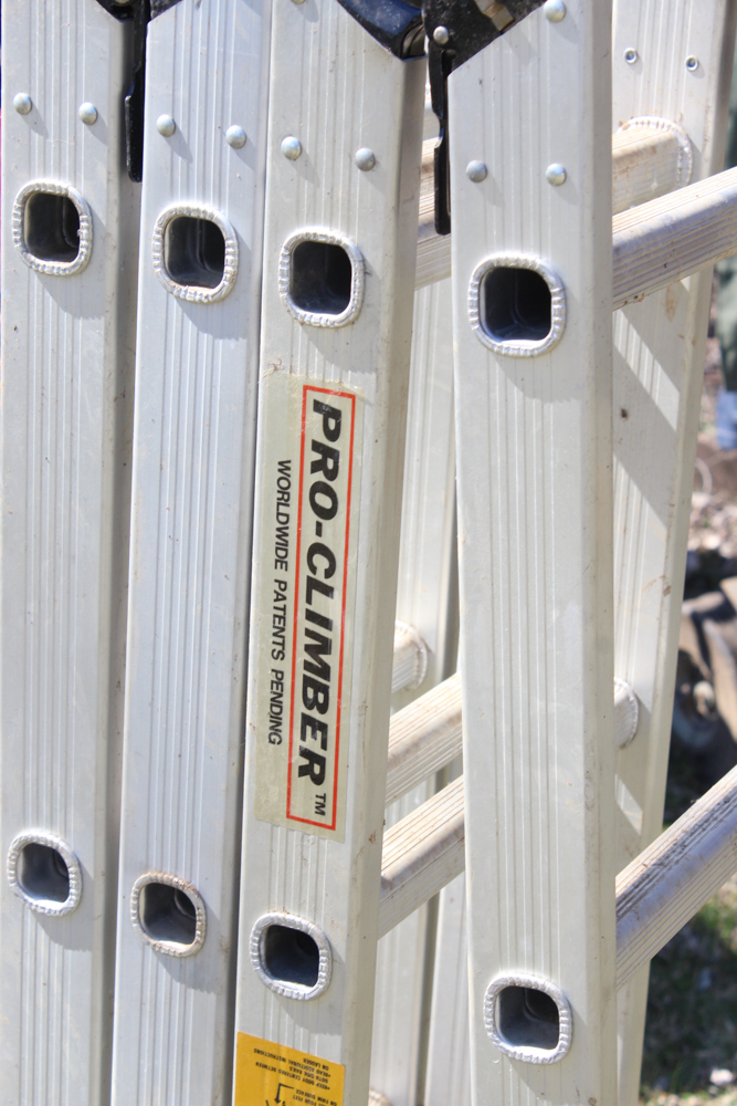 Pro Climber Model 61651 Articulated Ladder