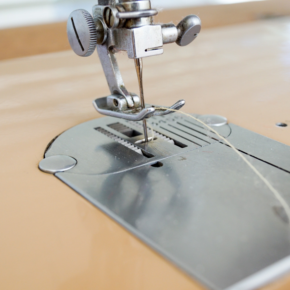 Vintage Singer Sewing Machine Table