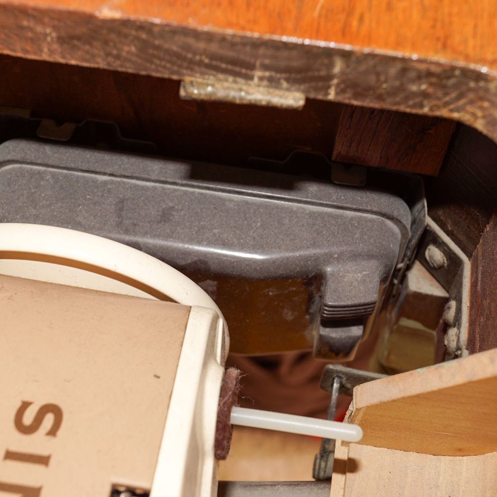 Vintage Singer Sewing Machine Table