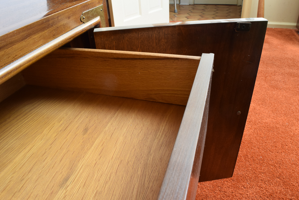 Pair of Vintage Thomasville Asian Style Nightstands