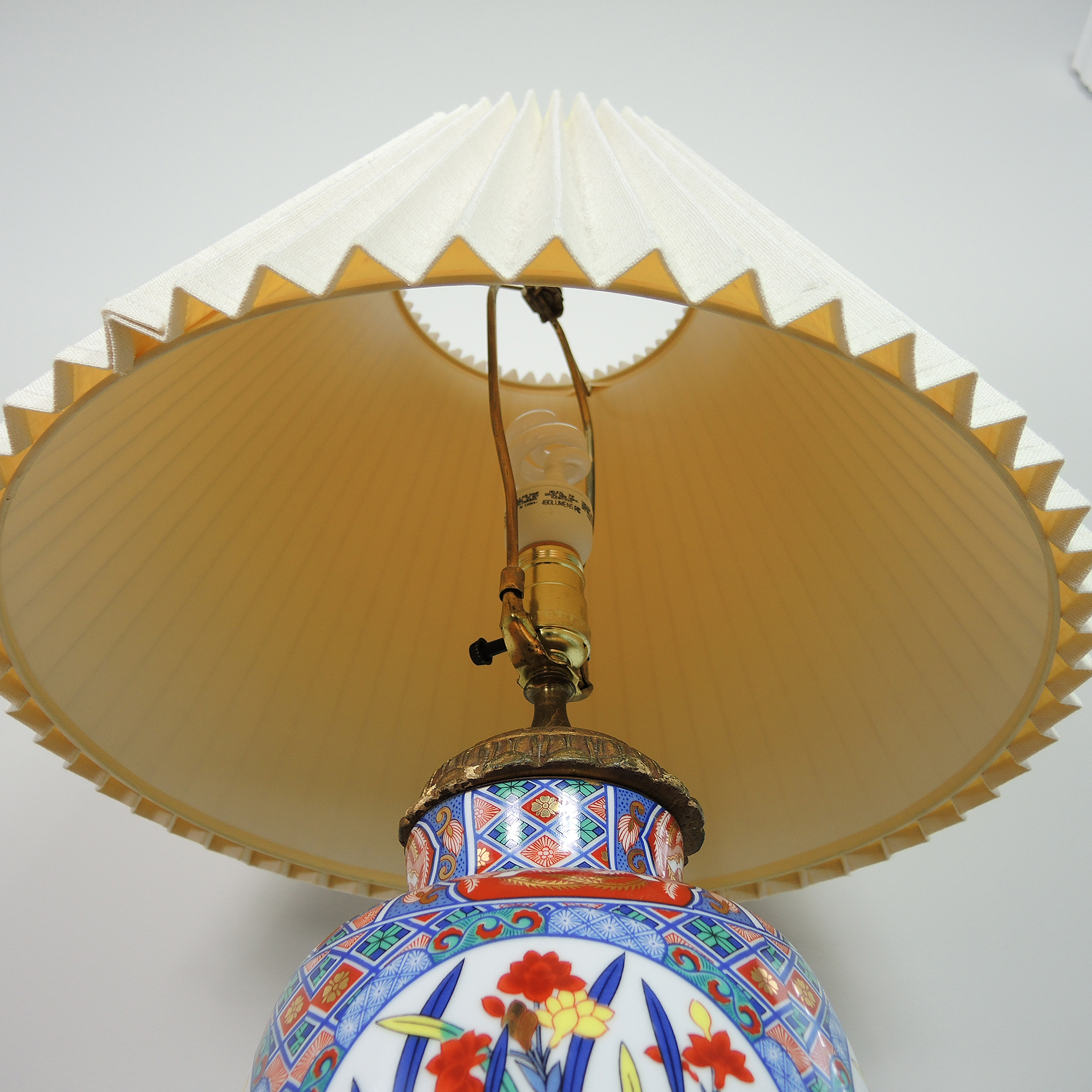 Bombay Company Side Table and Hand Painted Asian Inspired Lamp