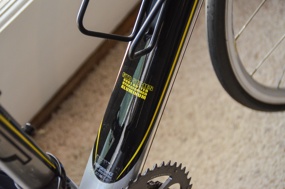 GT GTR Series 1 Road Bike with Shimano Shoes