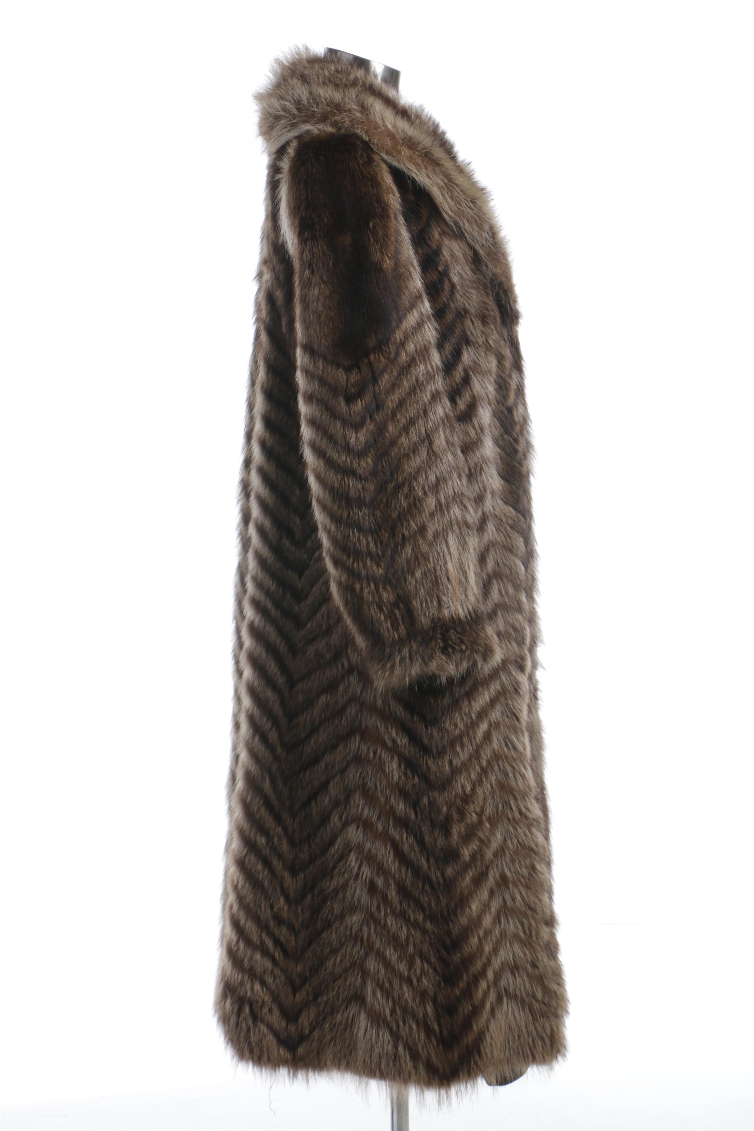 Women's Vintage Traeger Raccoon Fur Coat