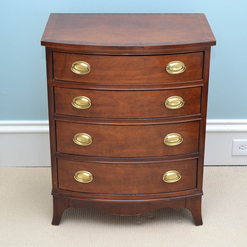 Hepplewhite Style Thomasville Nightstand