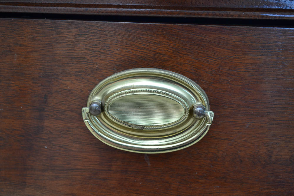 Hepplewhite Style Thomasville Nightstand