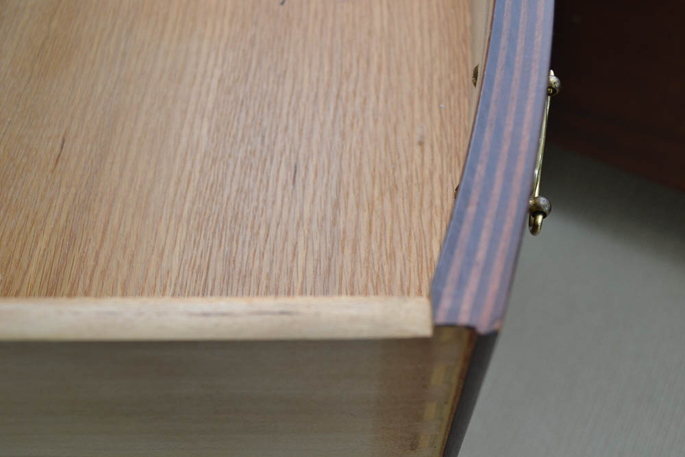 Hepplewhite Style Thomasville Nightstand