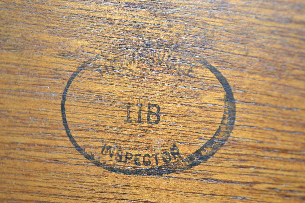 Hepplewhite Style Thomasville Nightstand