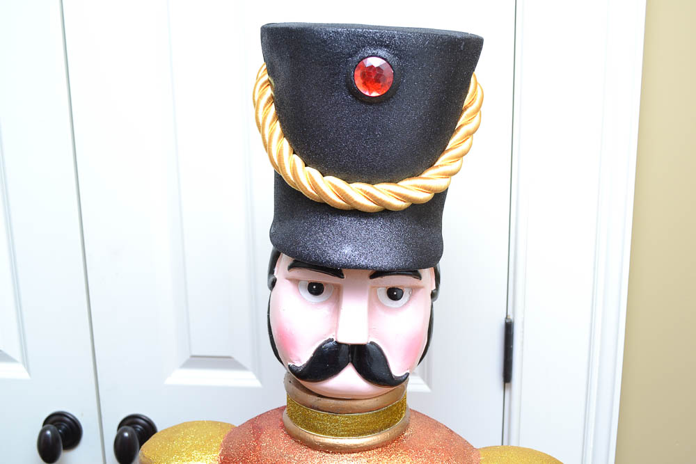 Holiday Outdoor Electric Toy Soldiers from Frontgate