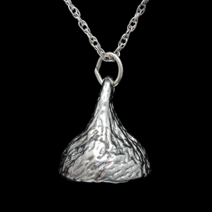 Sterling Silver "Kiss" Pendant with Chain