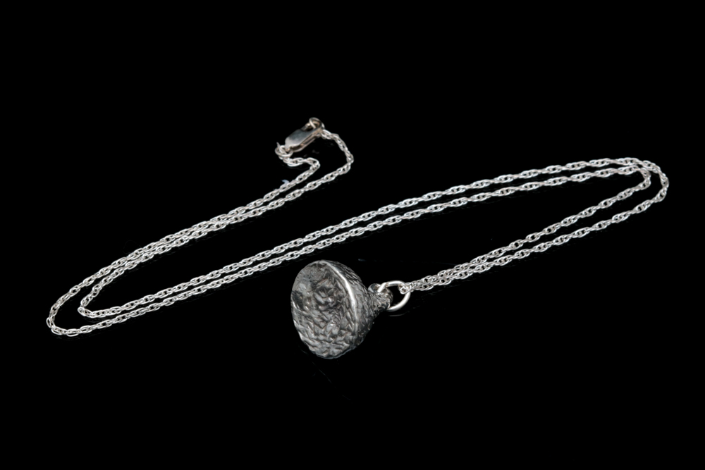 Sterling Silver "Kiss" Pendant with Chain